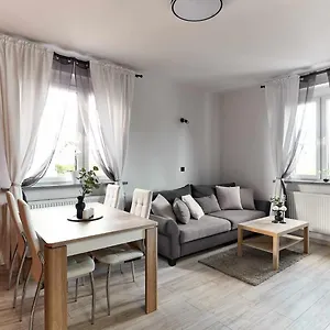  Apartament Apartament Zelazna